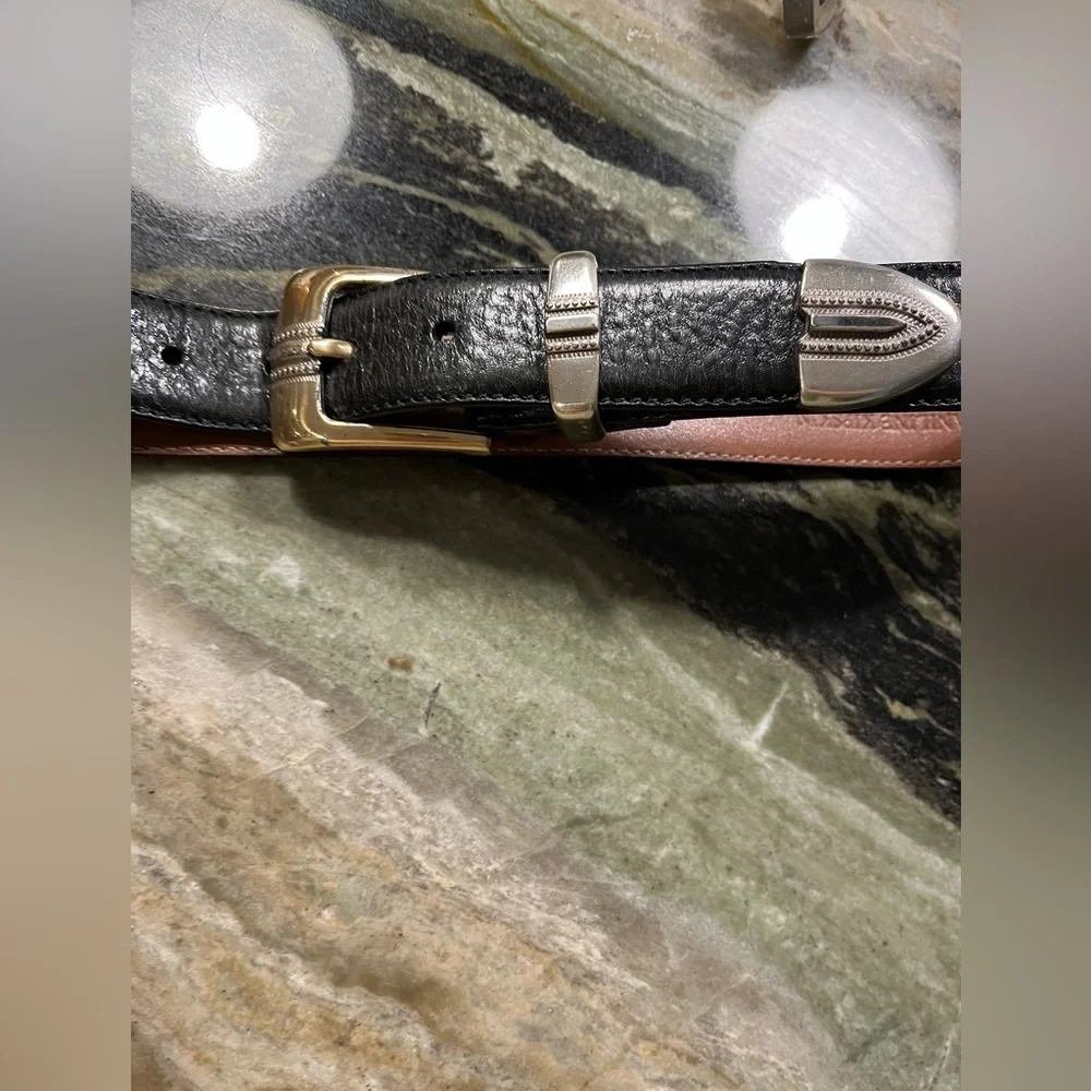 Johnston & Murphy belt Black Leather USA Aniline Kipskin Shoulders
